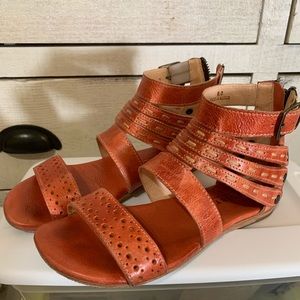 Bedstu Artemis Sandals
